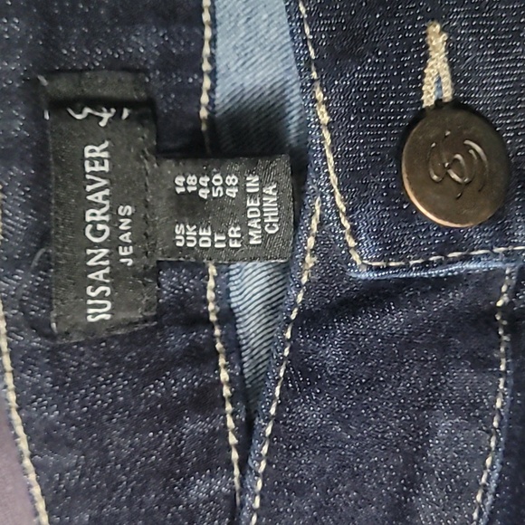 Susan Graver cropped jean w/frayed hem, buttoned leg - 14 - Picture 4 of 5